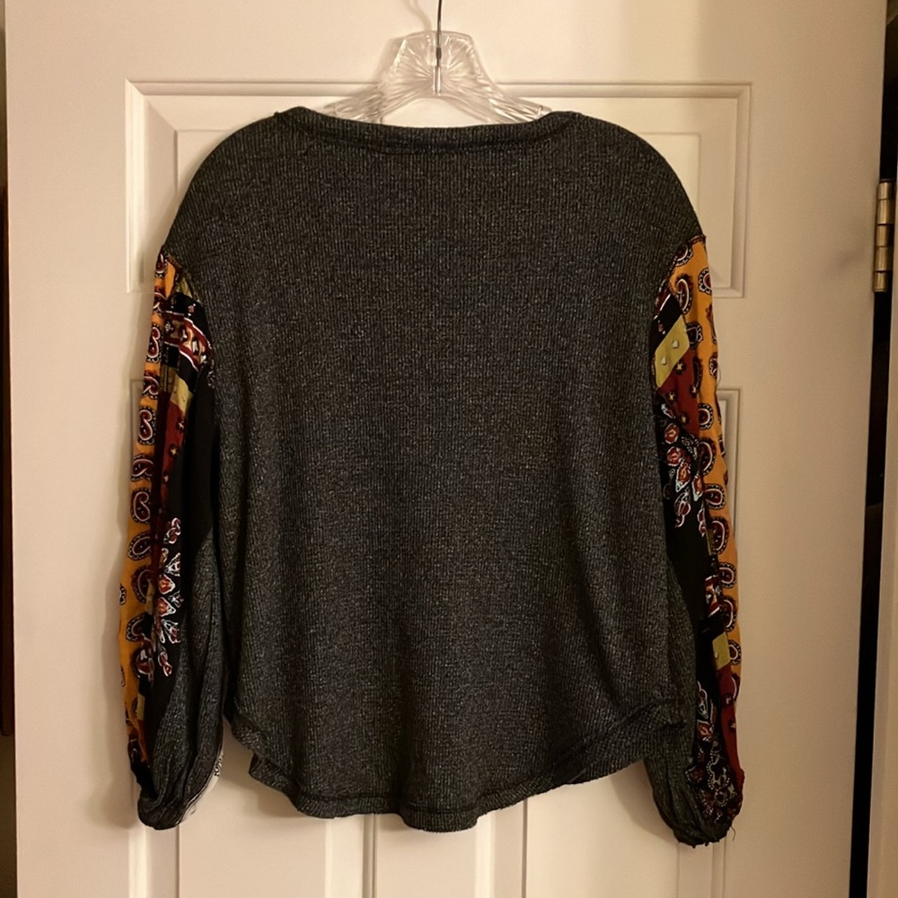 Chelsea & Theodore Waffle Knit Top with Boho Sleeves - Picture 5 of 12